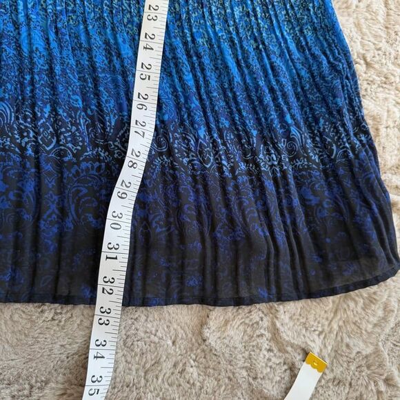 Catherines Women's Plus 2X Easy Fit Short Sleeve V-neck Tunic Top Career Relax - Picture 9 of 9